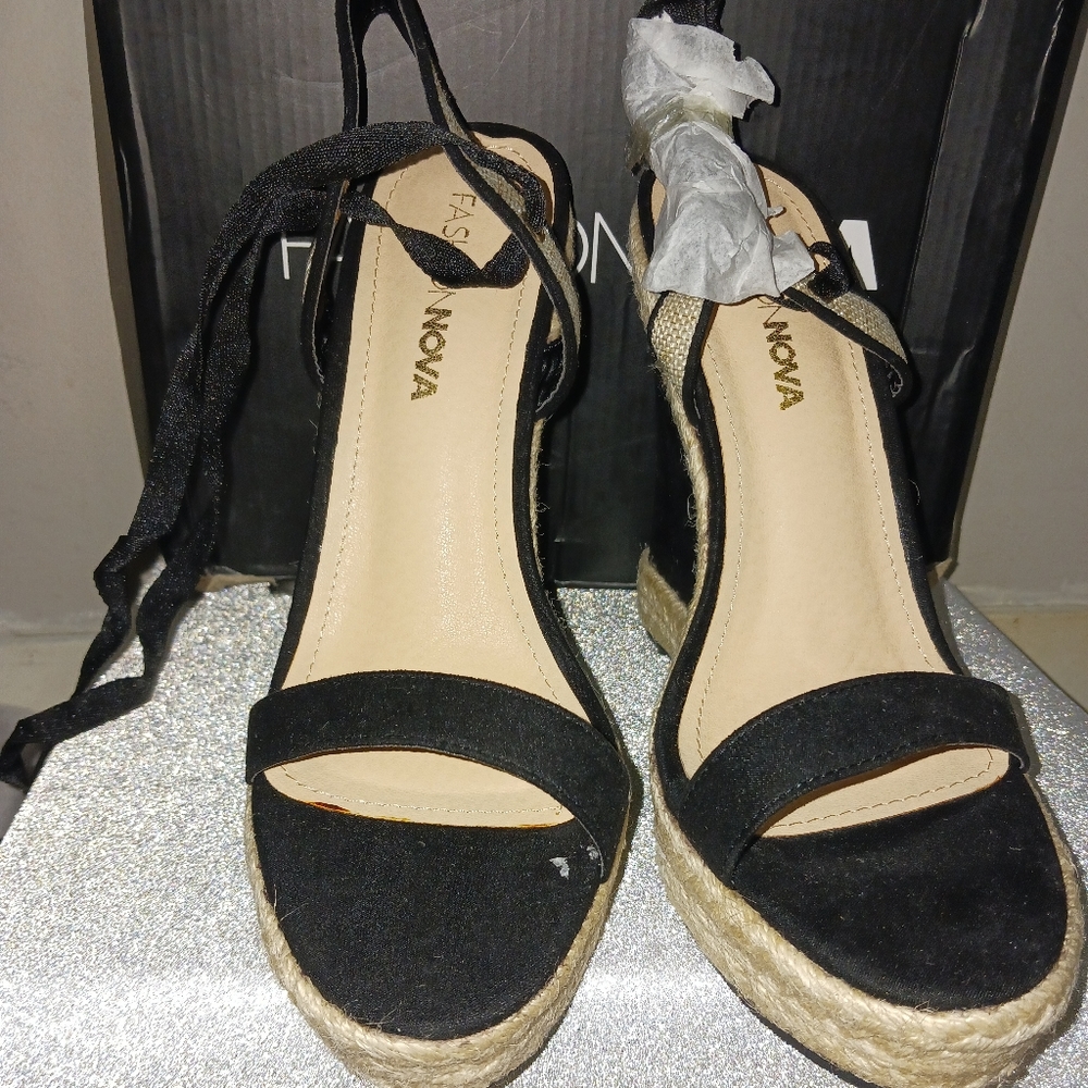 Black wedges from Fashion Nova, size 8.
